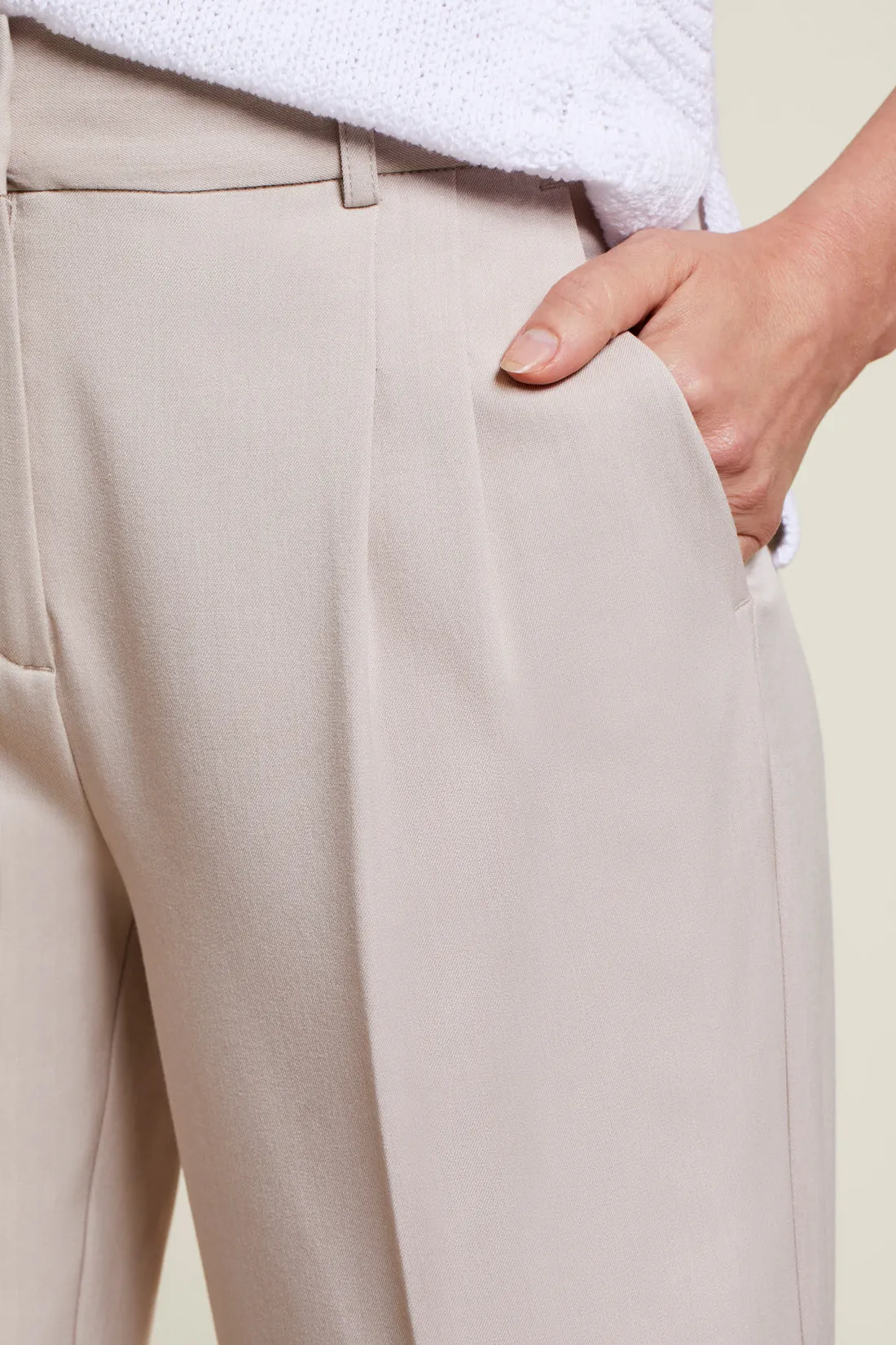 TR1054o Wide Leg Trousers